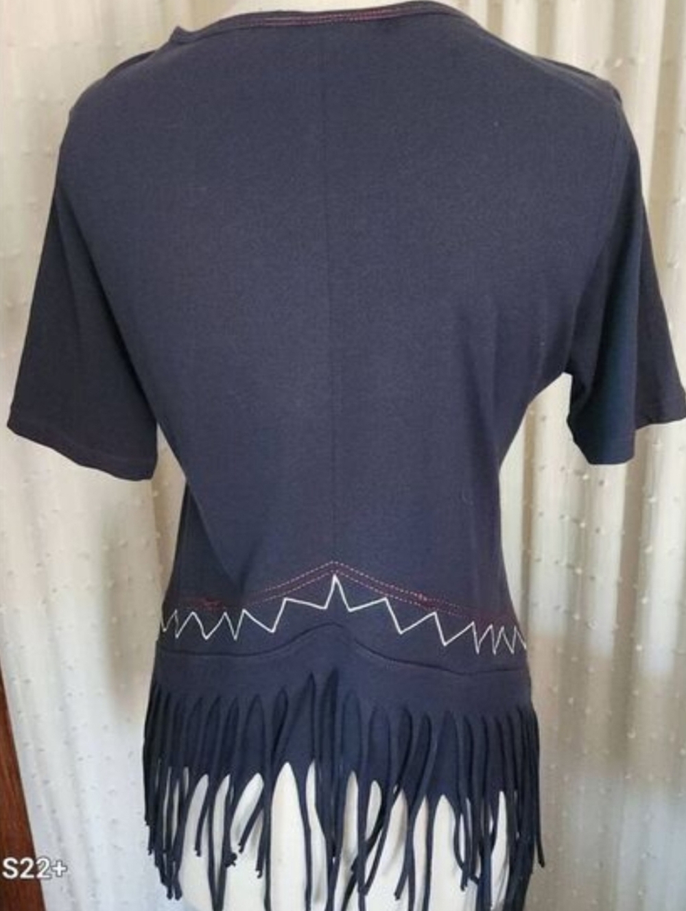 Cruel Women’s Navy short sleeved Fringed Western Inspired V-Neck Knit Top - Picture 5 of 8